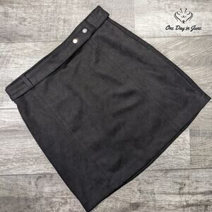 Haute Monde Snap Belt Faux Suede Mini Skirt Size L